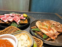 -草家酱蟹炭火烤肉店(珲春南路二店)