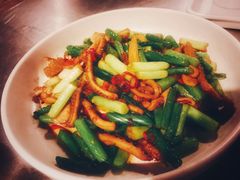 -龙巢盱眙龙虾·牛蛙·烧烤宵夜(八卦岭店)