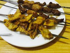 -老钟家烤羊排·敦伊阁清真餐厅胡羊焖饼