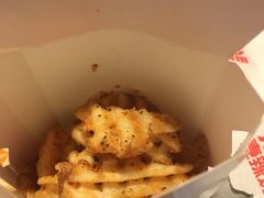 -麦当劳(新华路步步高店)
