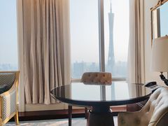 -广州富力丽思卡尔顿酒店