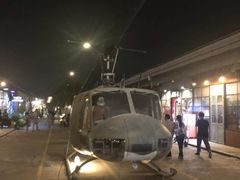 -席娜卡琳火车铁道夜市