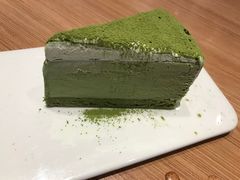 -必胜客(大宁路店)