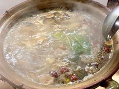 -威邵鸡煲(西华路总店)