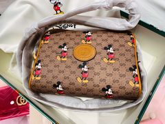 -Gucci(重庆IFS店)