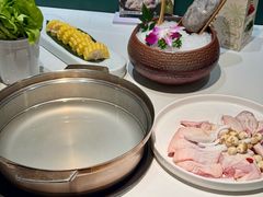 -烹然四季椰子鸡火锅(姚家园万象汇店)