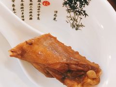 -余杨鸭鸭餐厅
