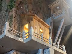 -破瓦寒窑·地摊烤羊排