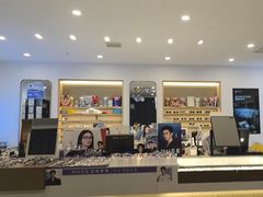 -三目眼镜·蔡司视觉合作店(青浦宝龙店)