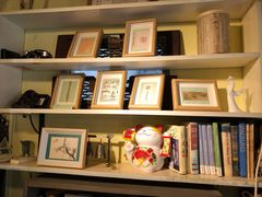 -邊城書店