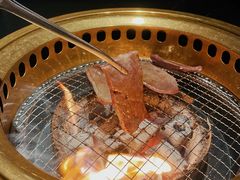 -山川小町·极番烧肉(新地假日广场店)