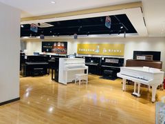-柏斯音乐艺术中心·钢琴·吉他(上音店)