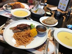 -伯顿西餐厅(厚街香榭丽店)