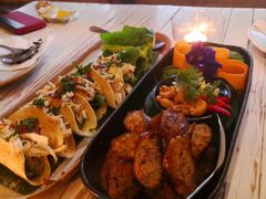 -泓炙颐凤鲜海鲜火锅料理(桐乡店)