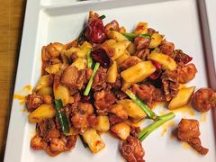 -隔壁老王·家常云南菜(花巷店)