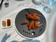 脆皮乳鸽-香樟花园新粤料理(无锡万象城店)