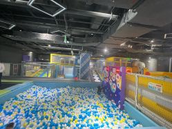 -反弹蹦床公园·亲子乐园·团建·派对(青岛融创茂店)