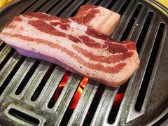 冷鲜五花肉-弘益铭家九炙社韩国烤肉料理(尚美店)