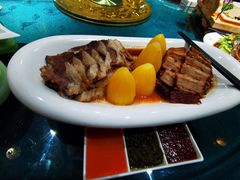 -白鹿苑蒙餐(鄂温克宾馆店)