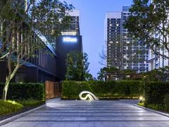 -深圳国际会展中心希尔顿酒店(前海华发冰雪世界店)