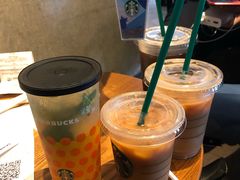 -星巴克(杭州西湖银泰1F店)