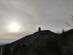 -定都峰
