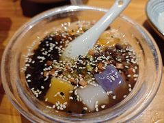 -野山舂·贵州现舂酸汤火锅(鸿通城店)