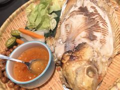 -蚝美人·生蚝海鲜烧烤(茶花园店)