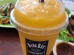 -Dang restaurant (patong phuket)