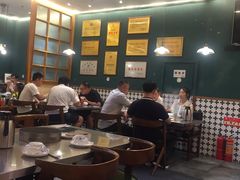 大堂-胡须佬鸡煲四季火锅店(石厦西村直营店)