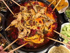 -鸿顺老铁锅美蛙鱼府(解放碑店)