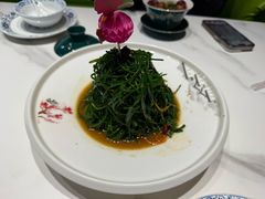 -三江源美食城