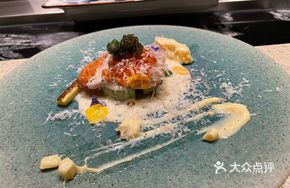 Grilled Salmon with Cream Sauce