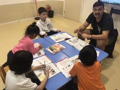 -爱乐梵国际儿童教育中心(古美店)