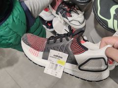 -东荟城名店仓
