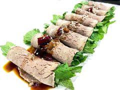 薄荷牛肉卷-滇越乘象云南餐厅(豆各庄店)