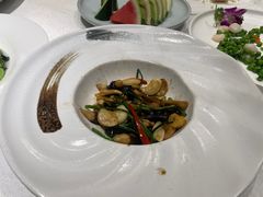 -海鸿荟·沿江菜(中山北路店)