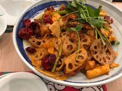 -精悦蓉(松江万达广场店)