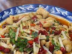 -盐府老街兔(三八路店)