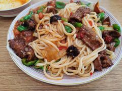 -歹歹的加个面过油肉拌面
