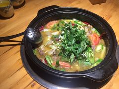 -大众跷脚牛肉馆·非遗传承单位(峨眉山店)