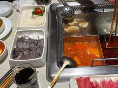 -海底捞火锅鲜切牛肉主题店(长寿路店)