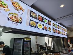 -九道菜有鸡鱼头(石鼓路店)