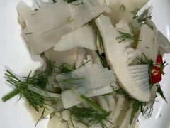-渝半城经典川粤菜(重庆天地店)