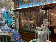 -秘密旅行Bonjour(黑金冠 江南西店)