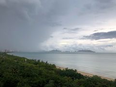 -三亚湾海居铂尔曼度假酒店