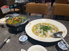 -渔语鱼新川菜Bistro(万象天地店)