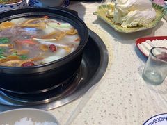 -九寨沟特色牦牛肉汤锅