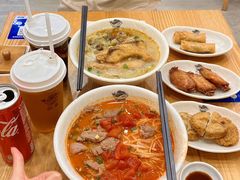 -凯峰鱼汤米线(金利達店)