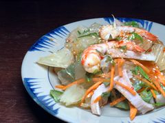 -Cuc Gach Quan Restaurant